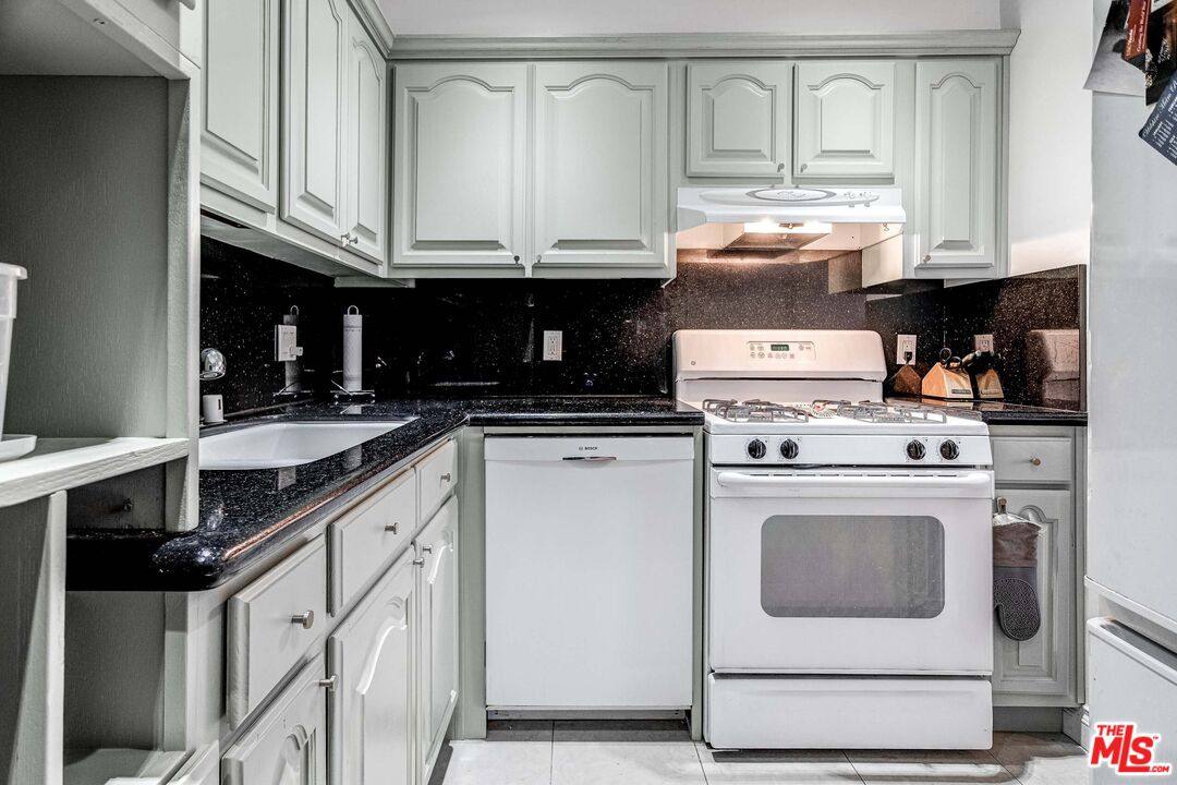Condo for rent at 800 W 1st St #602, Los Angeles, CA 90012