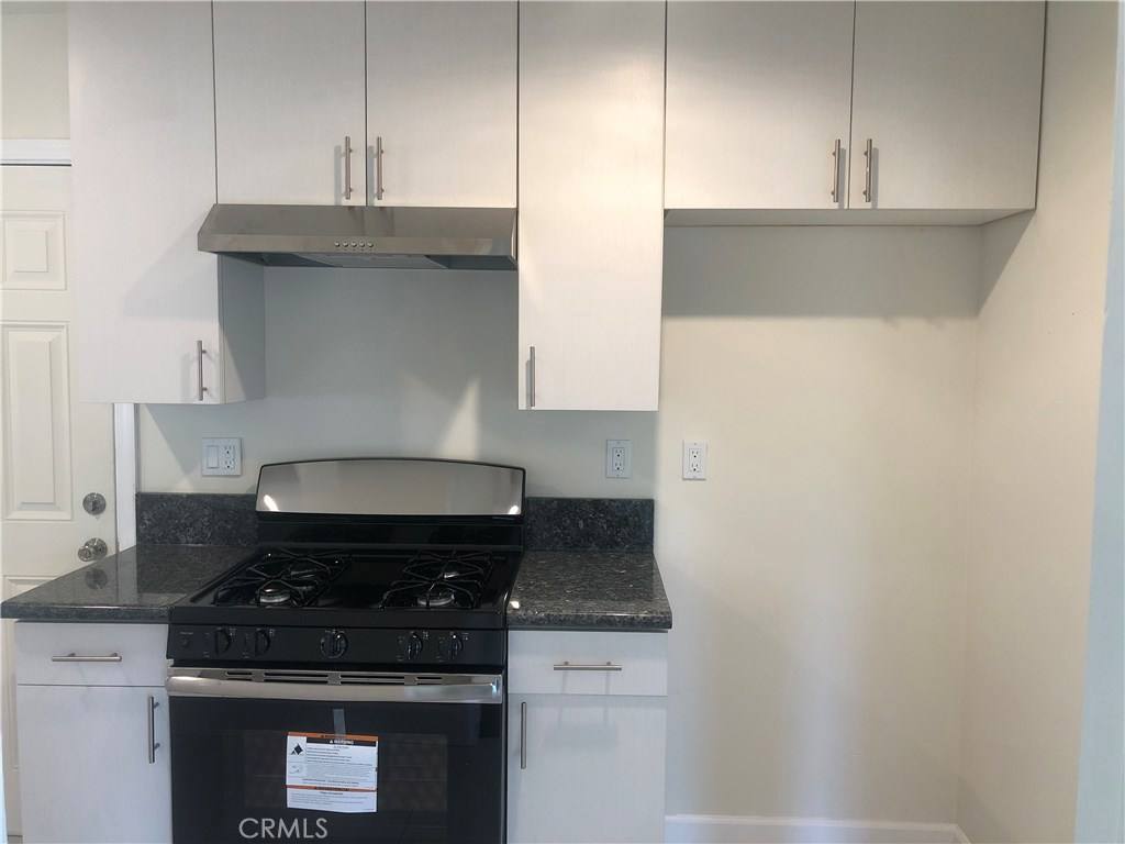 Apartment for rent at 2640 N Frederic St, Burbank, CA 91504
