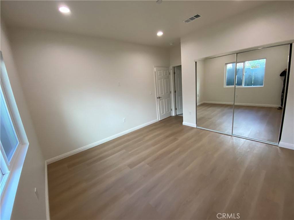 Apartment for rent at 18543 Ingomar St, Reseda, CA 91335