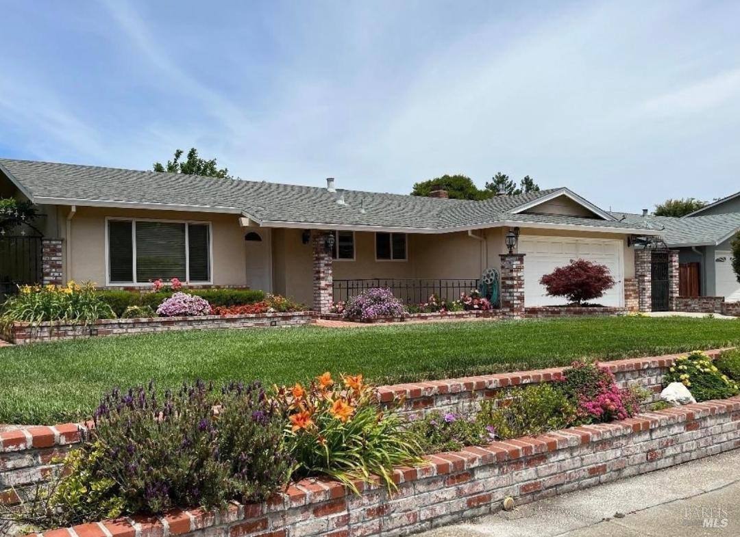 Apartment for rent at 19 San Miguel Way #19, Novato, CA 94945
