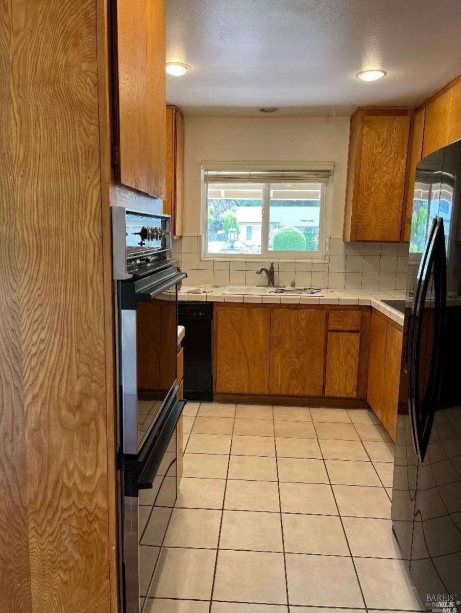 Apartment for rent at 19 San Miguel Way #19, Novato, CA 94945