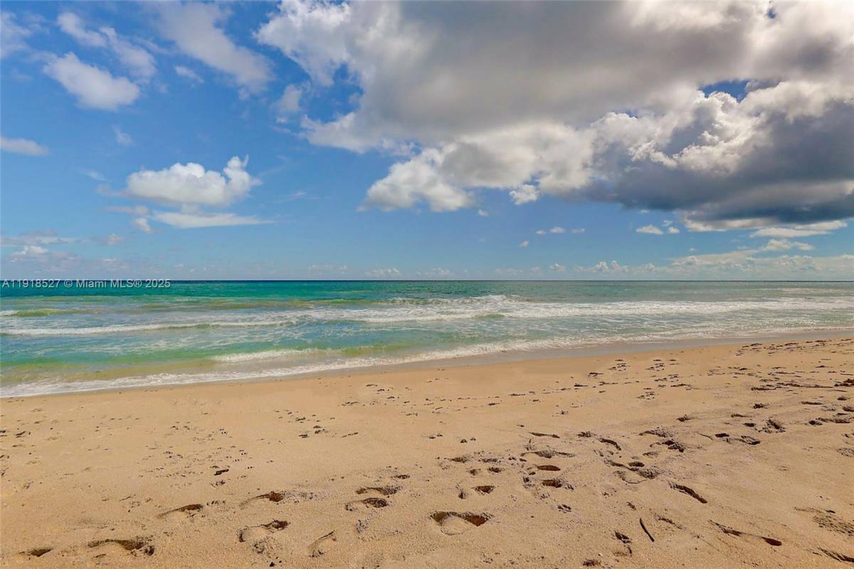 Condo for rent at 5051 N Highway A1a #6, Fort Pierce, FL 34949