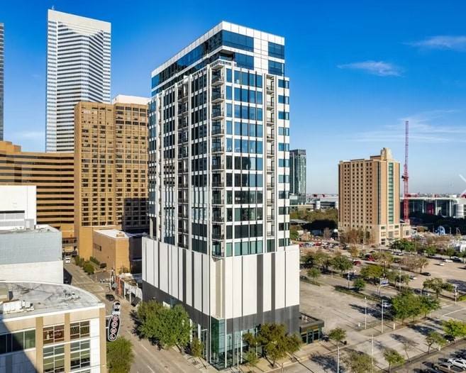 Apartment for rent at 1211 Caroline St #1102, Houston, TX 77002