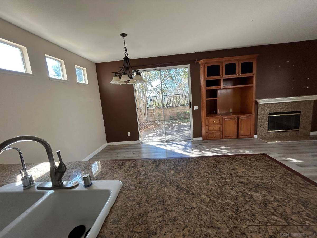 Apartment for rent at 9408 Questa Pointe, San Diego, CA 92126