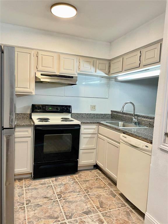 Apartment for rent at 8545 Midpark Rd #11, Dallas, TX 75240