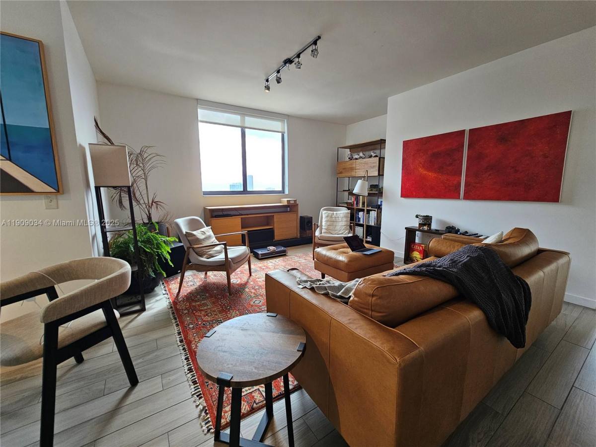 Apartment for rent at 999 SW 1st Ave #3004, Miami, FL 33130