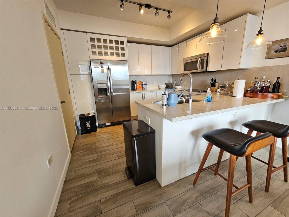 Apartment for rent at 999 SW 1st Ave #3004, Miami, FL 33130
