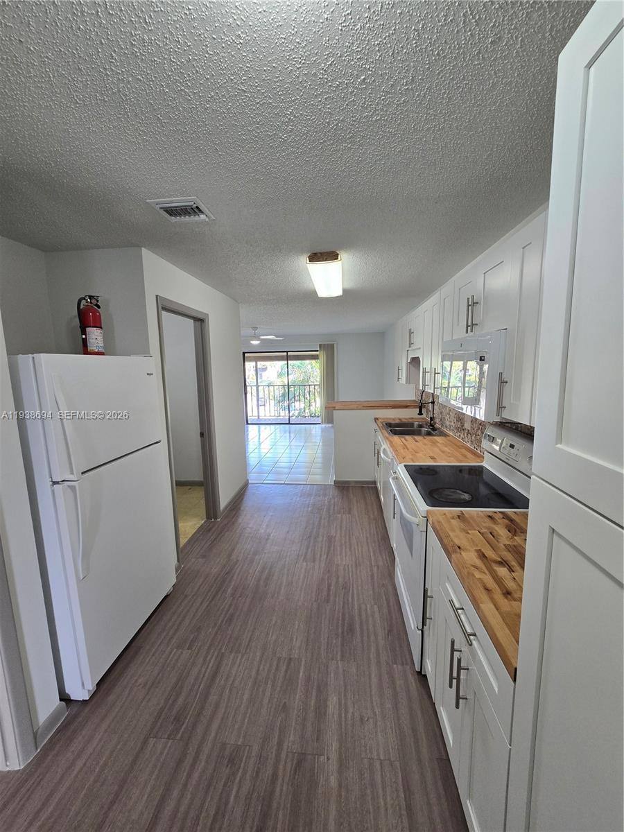 Apartment for rent at 2050 Oleander Blvd #9206, Fort Pierce, FL 34950