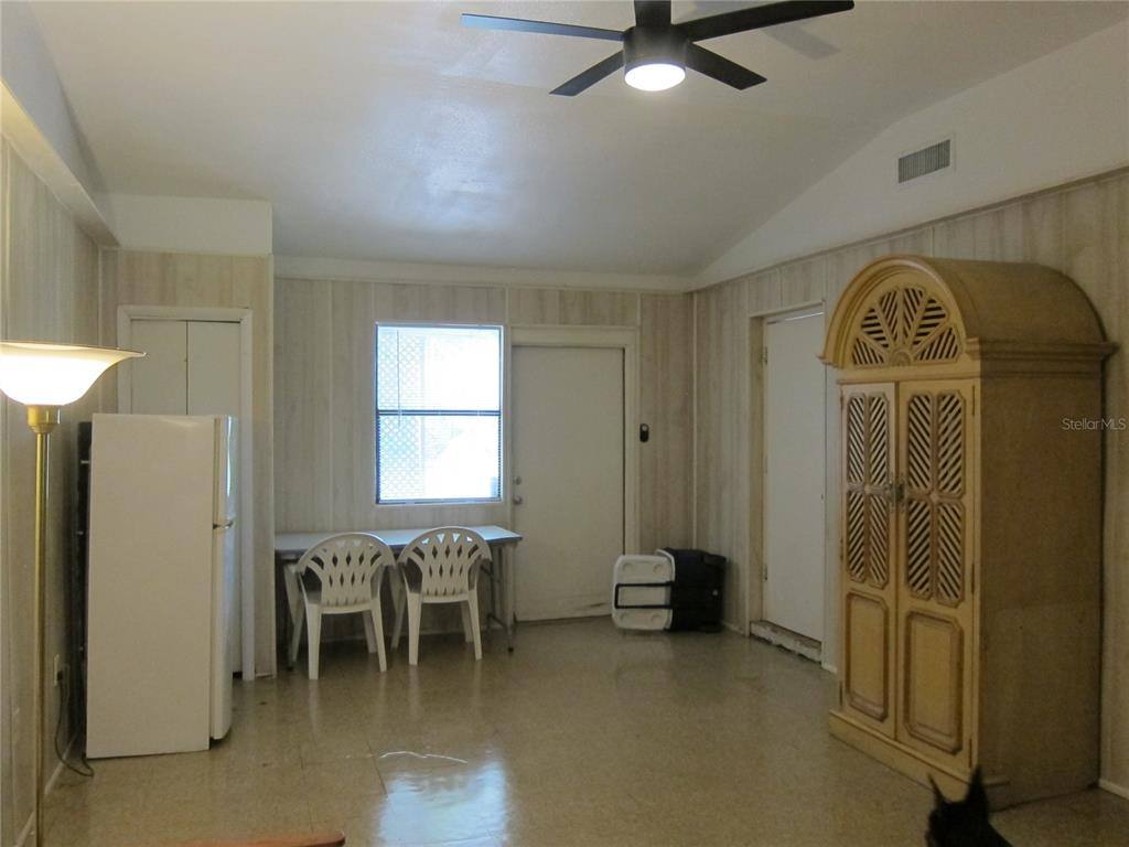 Apartment for rent at 1602 SW Williston Rd #1602A, Gainesville, FL 32608