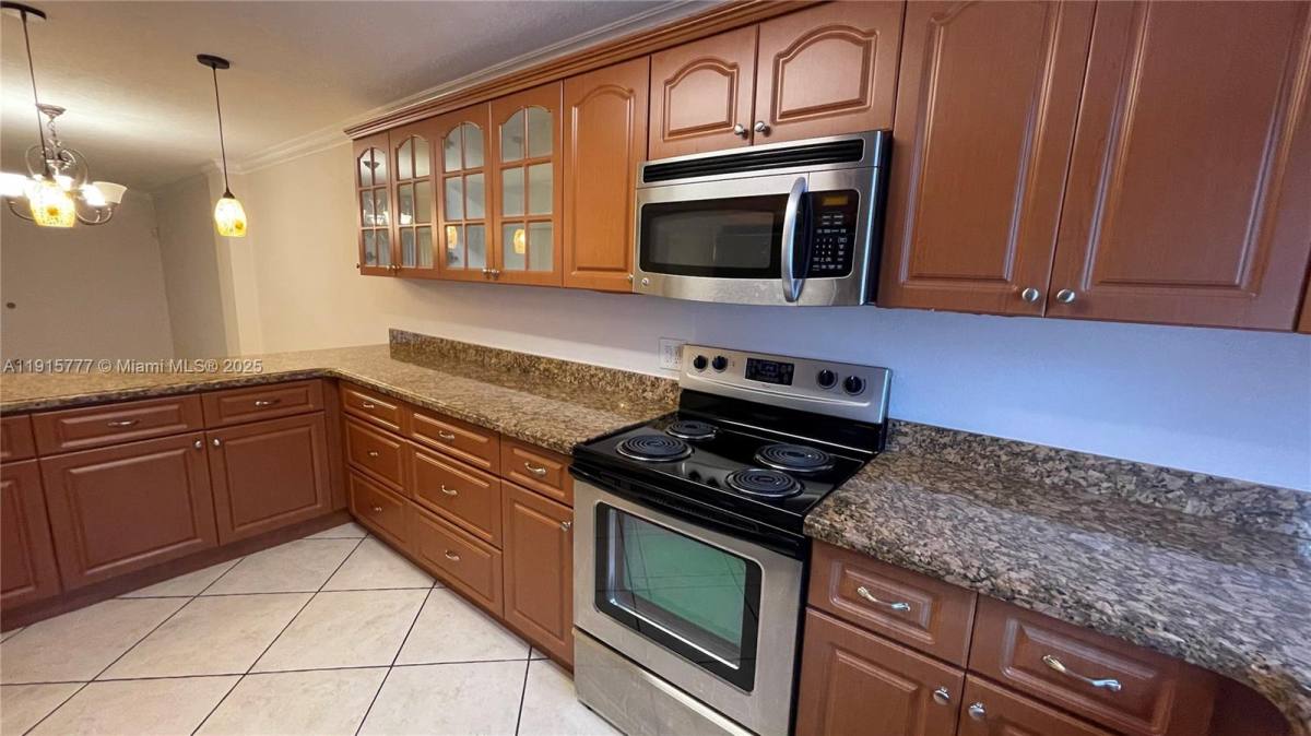 Apartment for rent at 9113 Lime Tree Lane #170, Hollywood, FL 33024