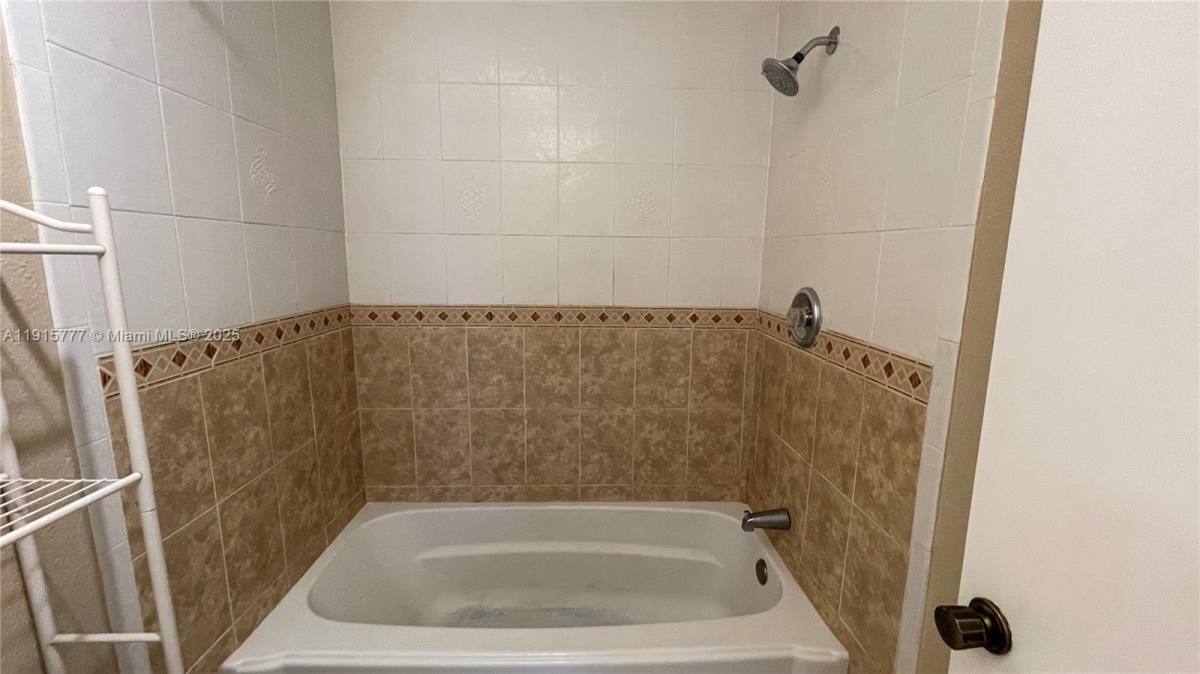 Apartment for rent at 9113 Lime Tree Lane #170, Hollywood, FL 33024