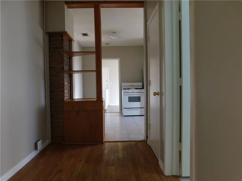 Apartment for rent at 826 N Bishop Ave #826-4, Dallas, TX 75208