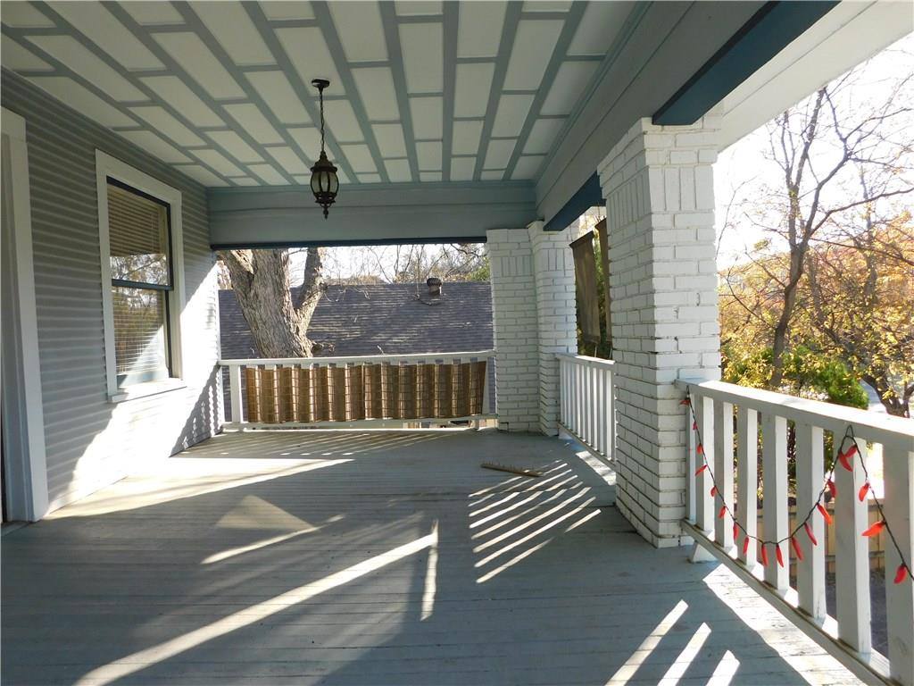 Apartment for rent at 826 N Bishop Ave #826-4, Dallas, TX 75208