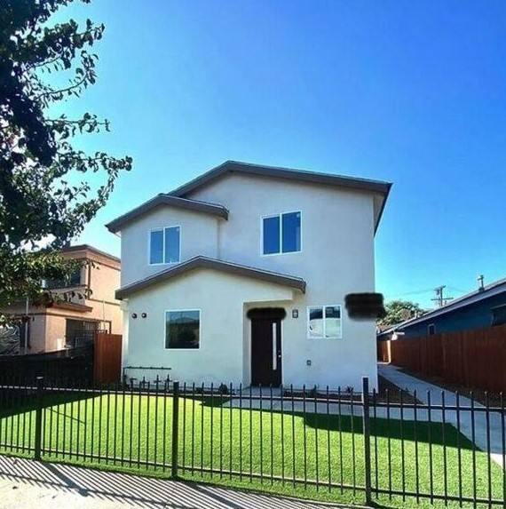 Apartment for rent at 1128 1 2 E 28th St, Los Angeles, CA 90011