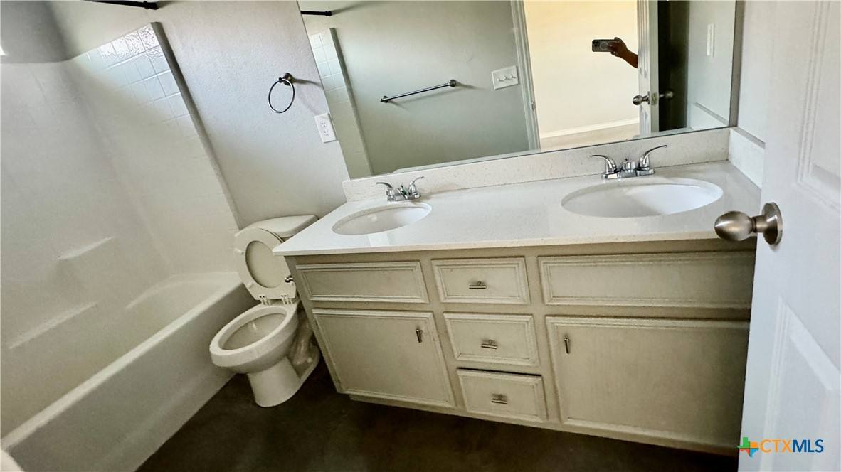 Apartment for rent at 400 Lowes Blvd #400B, Killeen, TX 76542