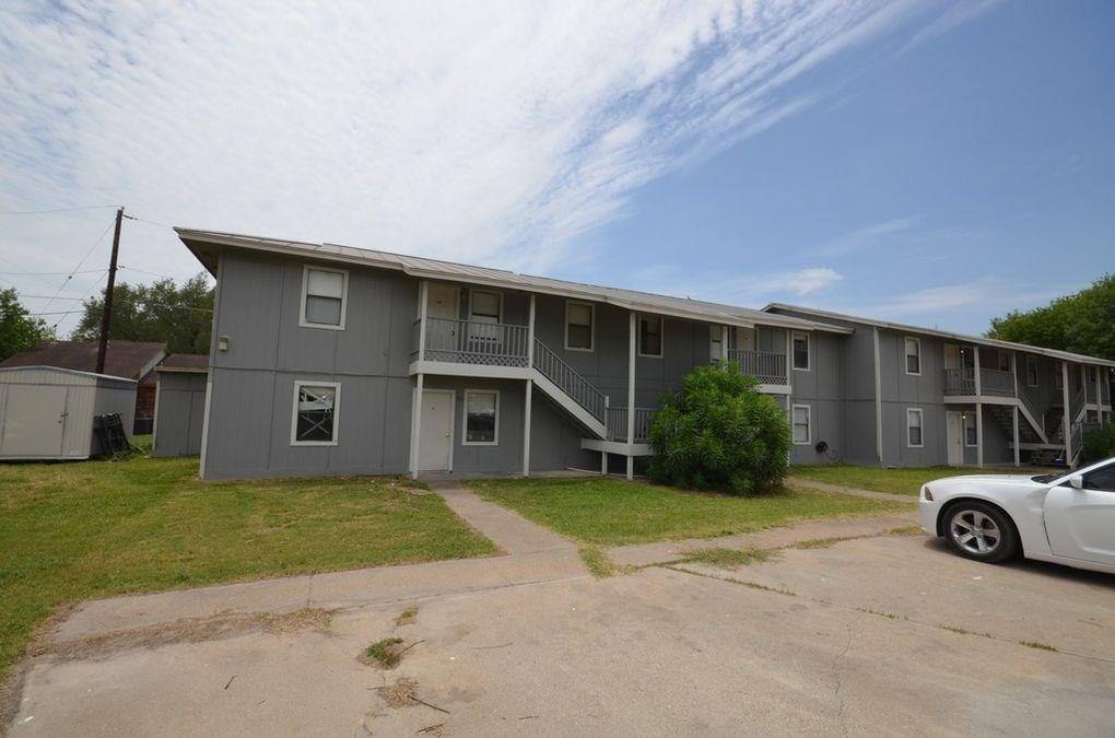 Apartment for rent at 1870 King David Dr #206, Three Rivers, TX 78071
