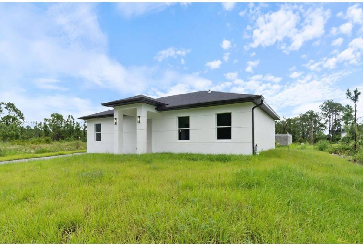 Apartment for rent at 710 Peacock Ave #710, Lehigh Acres, FL 33974