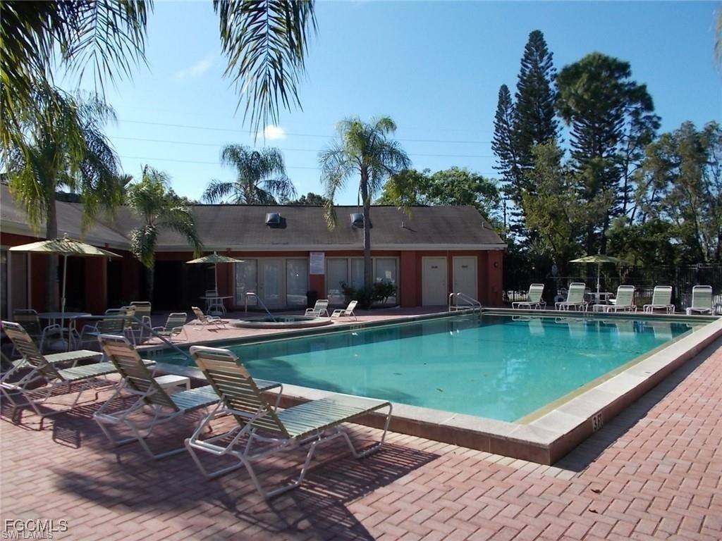 Apartment for rent at 2835 Winkler Ave #217, Fort Myers, FL 33916