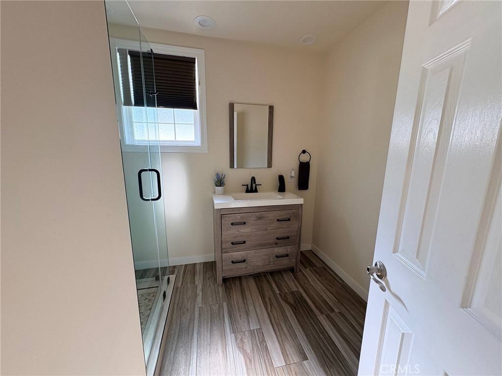 Apartment for rent at 7502 Balcom Ave, Reseda, CA 91335
