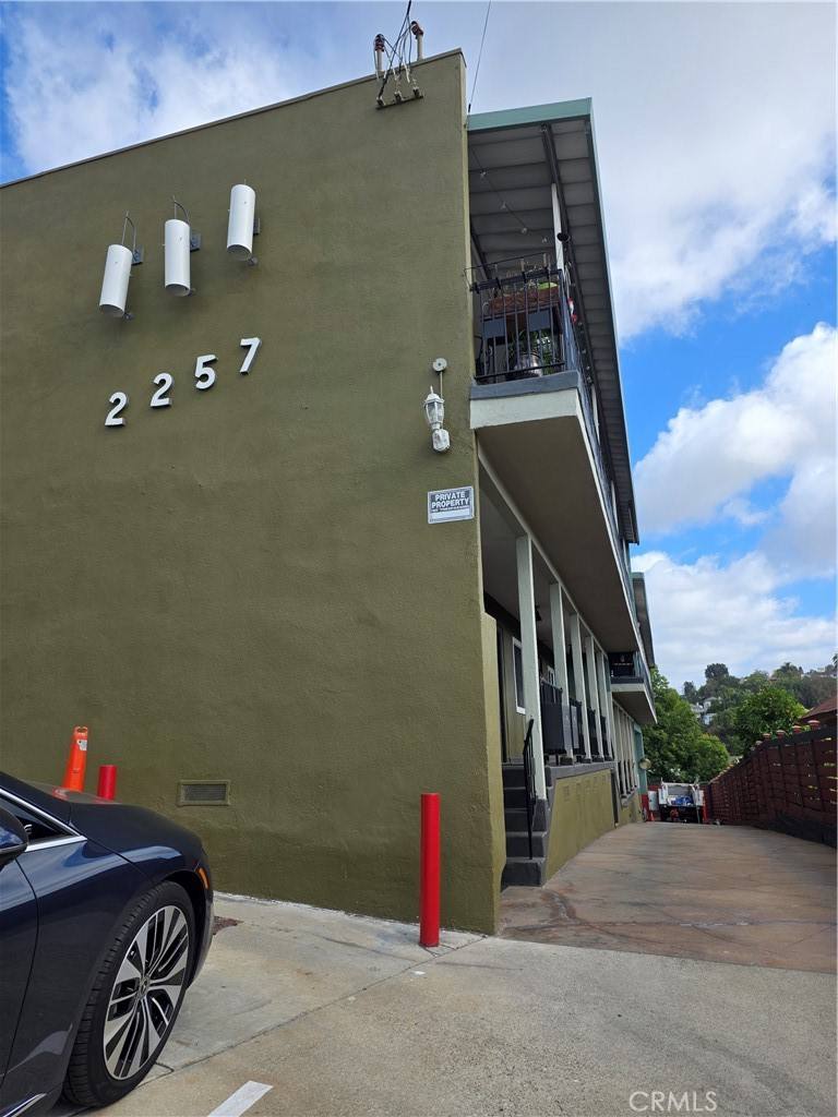 Apartment for rent at 2257 Ewing St #5, Los Angeles, CA 90039