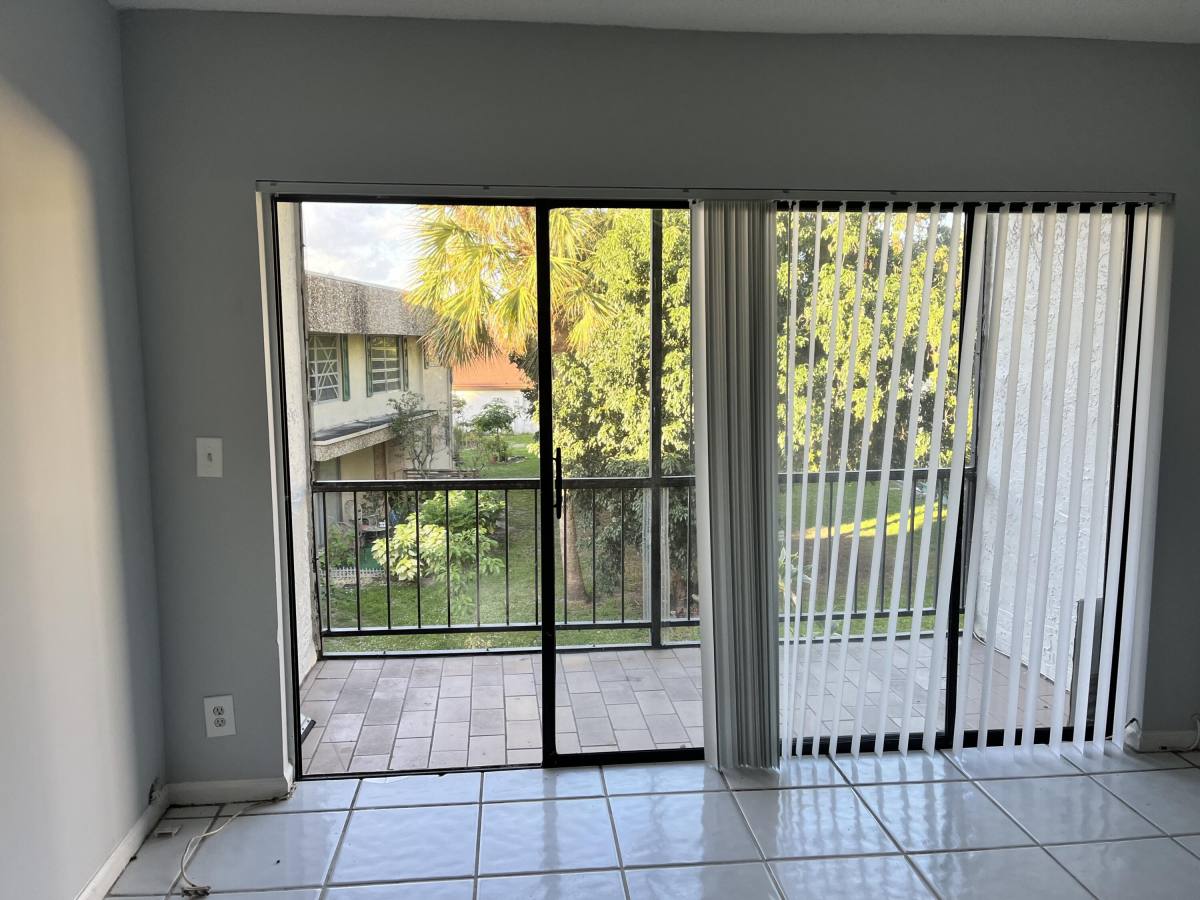Apartment for rent at 1195 NW 16th Ave #6, Boca Raton, FL 33486