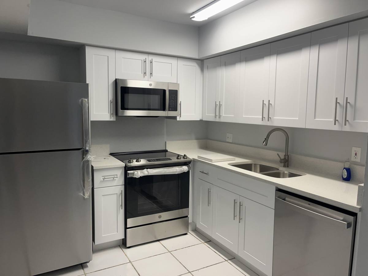 Apartment for rent at 1195 NW 16th Ave #6, Boca Raton, FL 33486