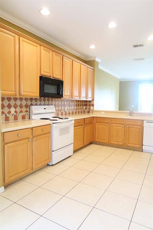 Apartment for rent at 3190 Stonington Run, Kissimmee, FL 34746