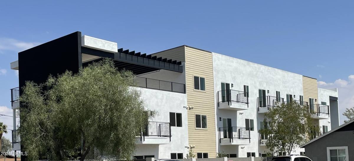 Apartment for rent at 1457 E Taylor St #8, Phoenix, AZ 85006
