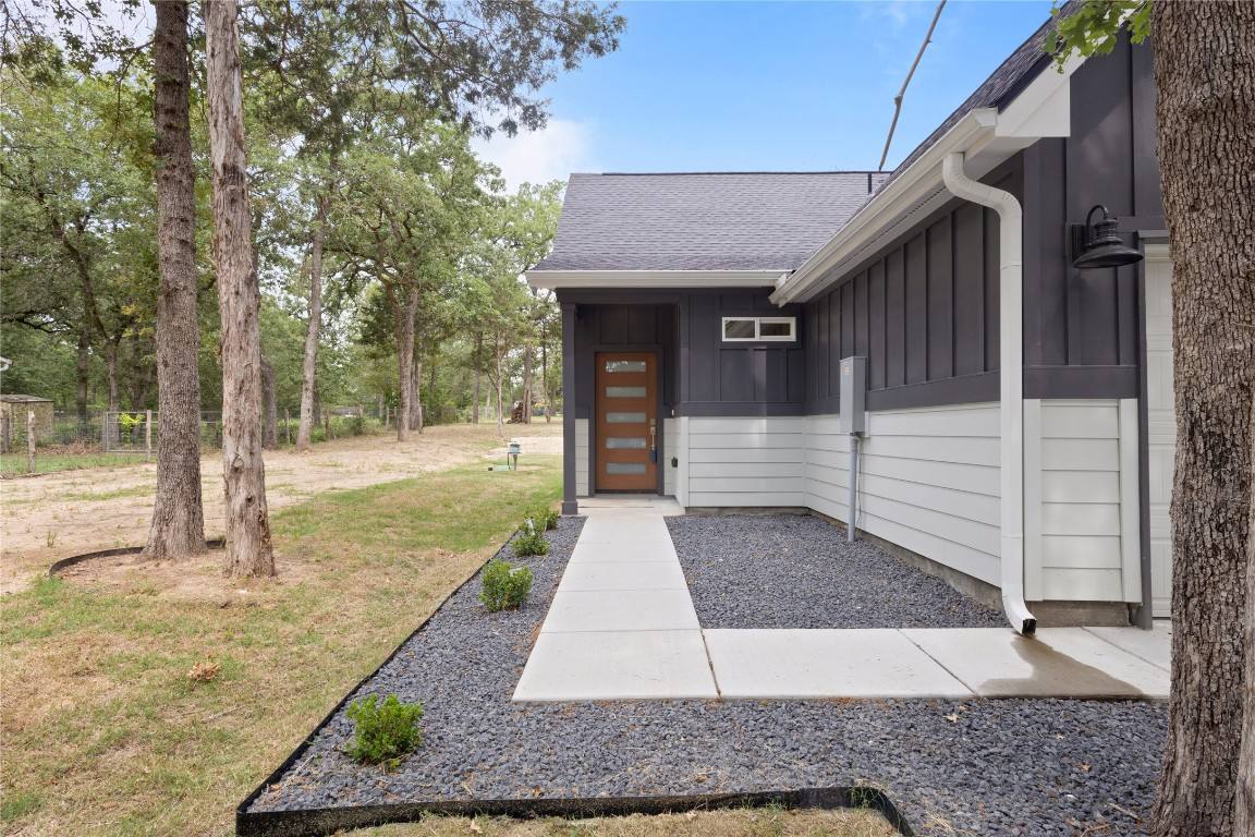 Apartment for rent at 240 Shadow Oak Dr #240, Bastrop, TX 78602