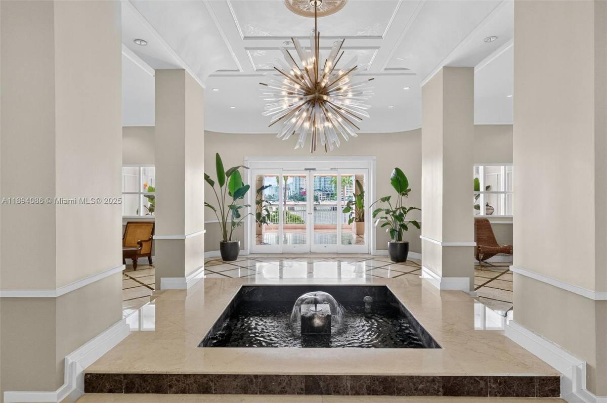 Apartment for rent at 701 Brickell Key Blvd #1108, Miami, FL 33131