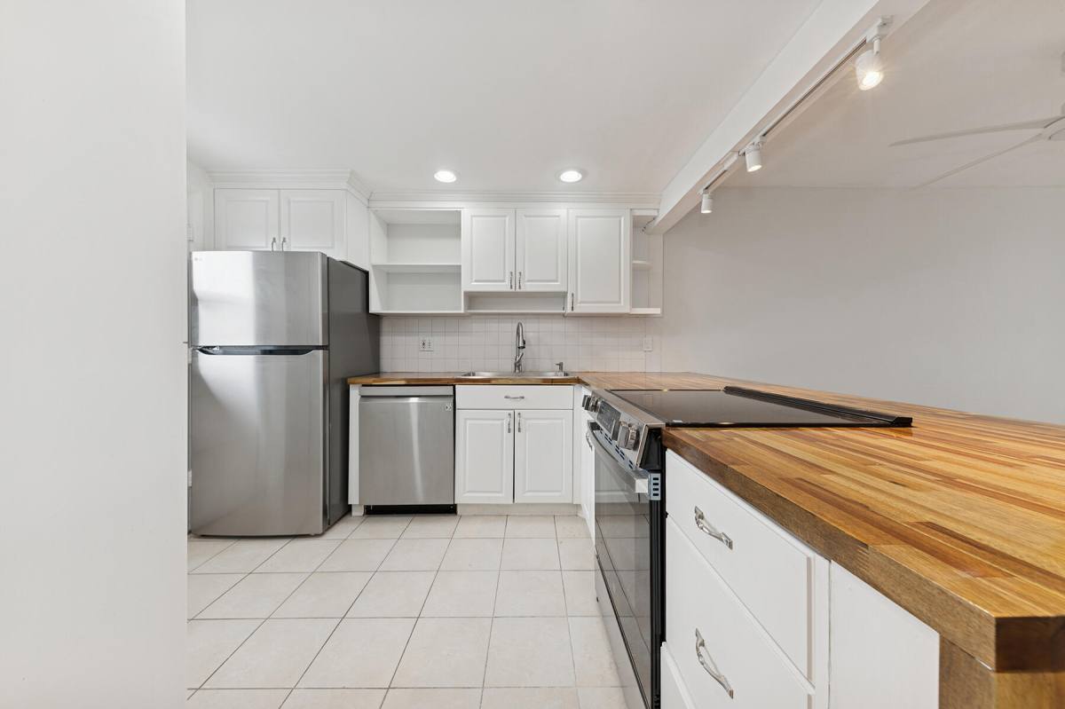 Apartment for rent at 6161 NW 2nd Ave #420, Boca Raton, FL 33487