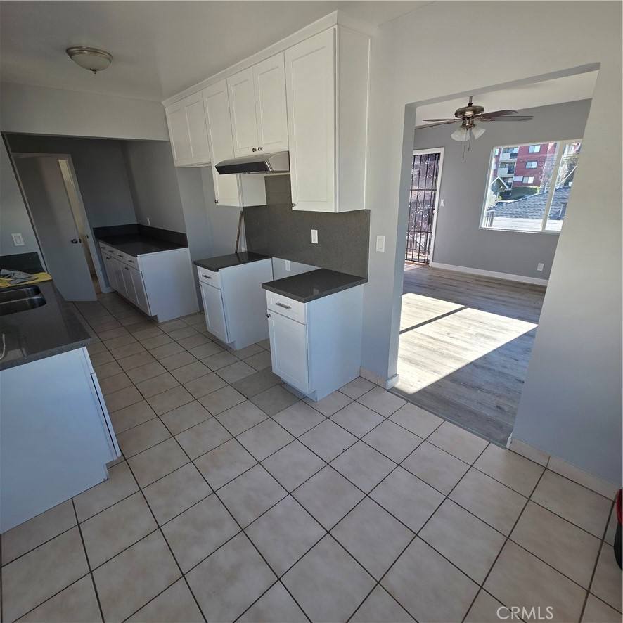 Apartment for rent at 809 Victor Ave #809-5, Inglewood, CA 90302