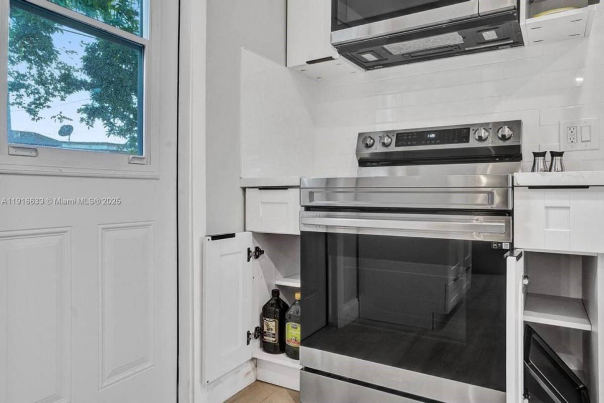 Apartment for rent at 1573 NE 30th Court, Pompano Beach, FL 33064