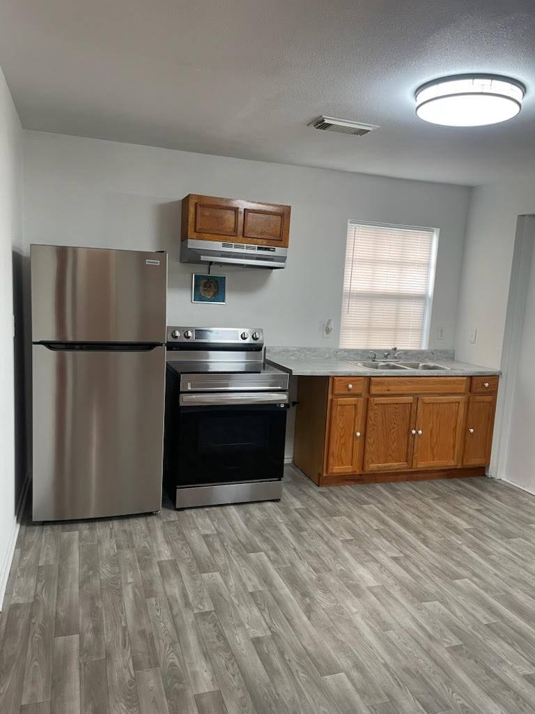 Apartment for rent at 11357 Gil Rodriguez Loop, Houston, TX 77075
