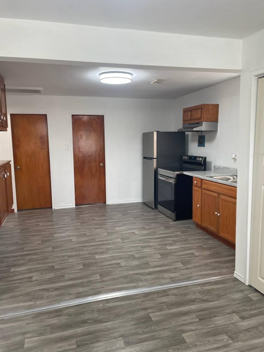 Apartment for rent at 11357 Gil Rodriguez Loop, Houston, TX 77075