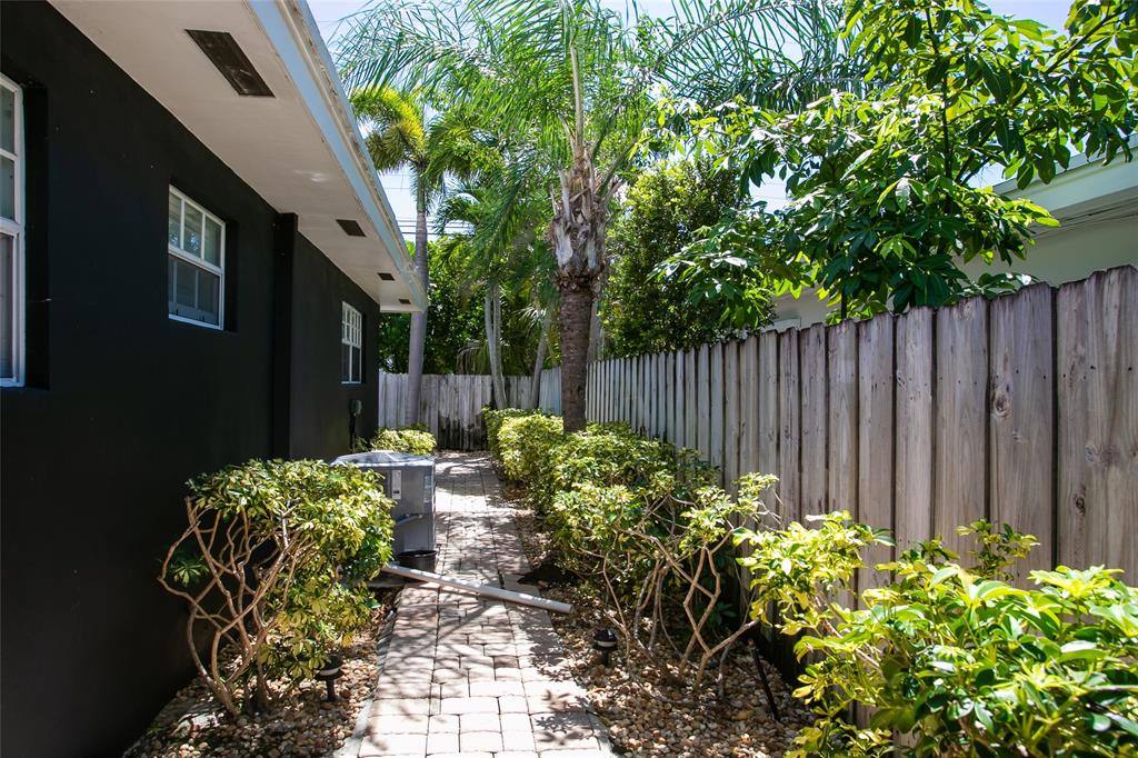 Apartment for rent at 1734 NE 20th Ave #2, Fort Lauderdale, FL 33305