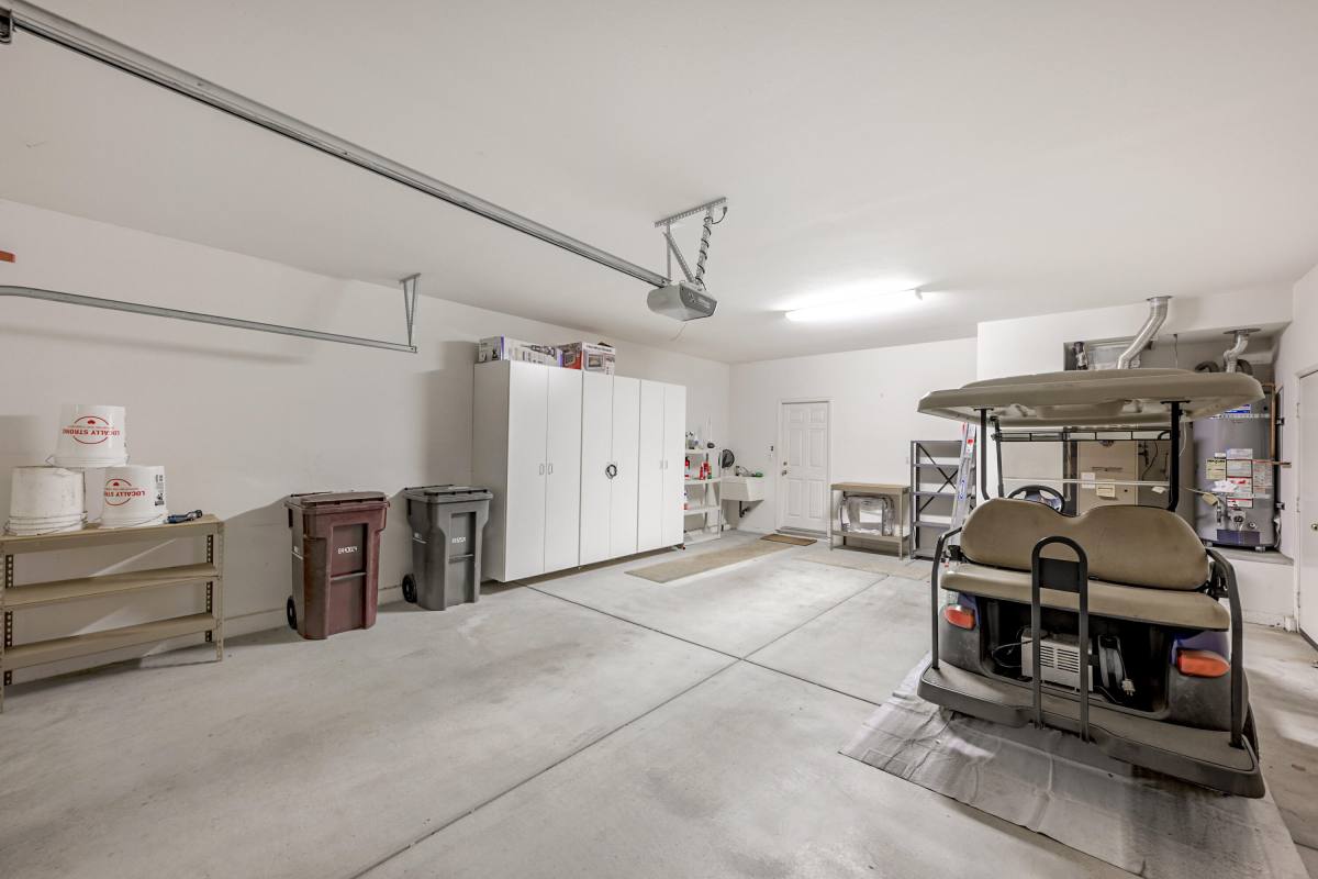 Apartment for rent at 78916 Stansbury Court, Palm Desert, CA 92211