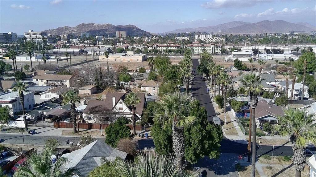 Apartment for rent at 2726 5th St #2, Riverside, CA 92507