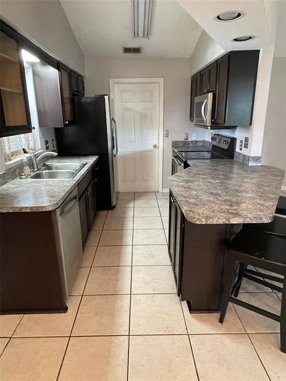 Apartment for rent at 1427 Chamberlain Loop, Lake Wales, FL 33853