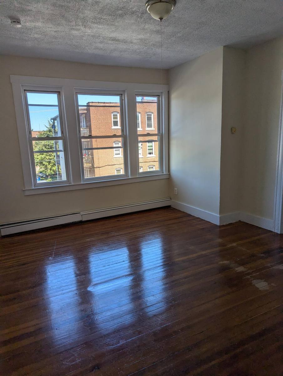 Apartment for rent at 59 Daly Ave #2E, New Britain, CT 06051