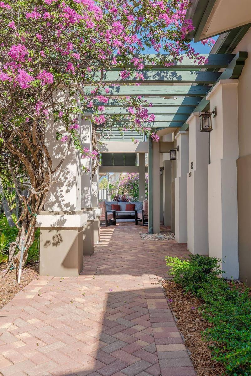 Apartment for rent at 810 Marina Del Ray Lane #810-7, West Palm Beach, FL 33401