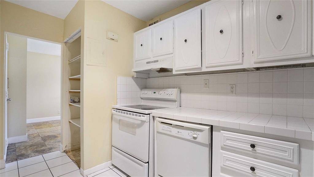 Apartment for rent at 3123 Oakland Shores Dr #3123D104, Fort Lauderdale, FL 33309