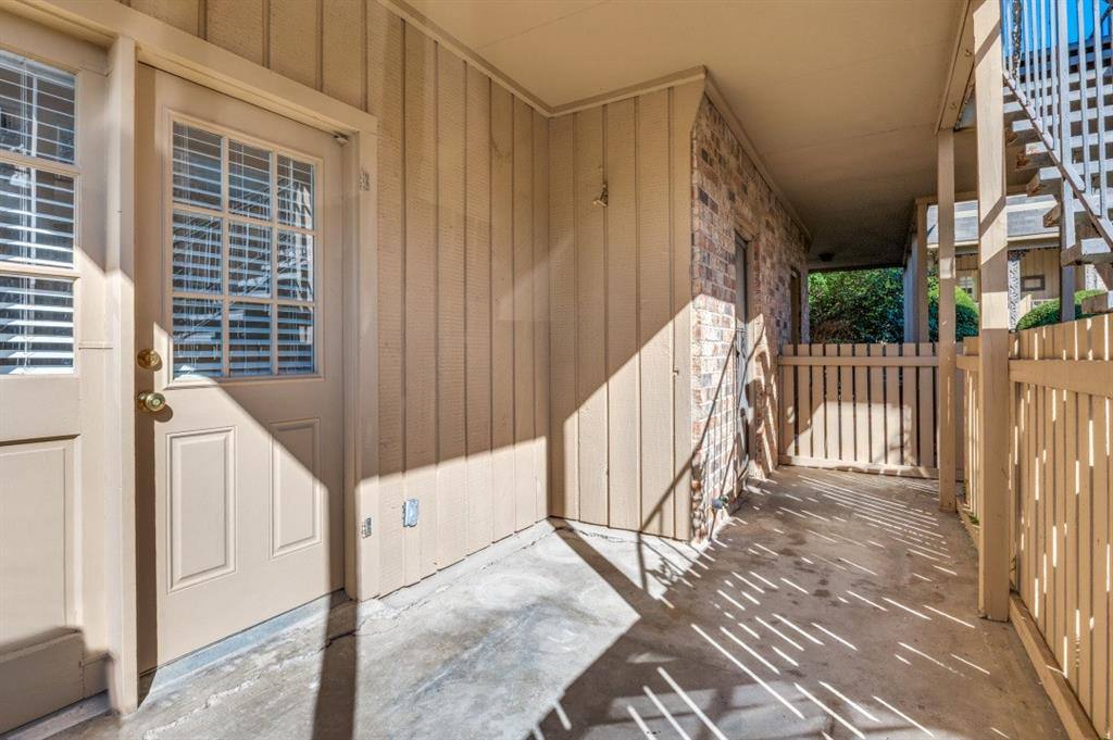 Condo for rent at 4409 Bellaire Dr S #113, Fort Worth, TX 76109