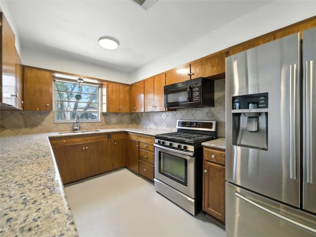 Apartment for rent at 1604 Springdale Rd, Austin, TX 78721