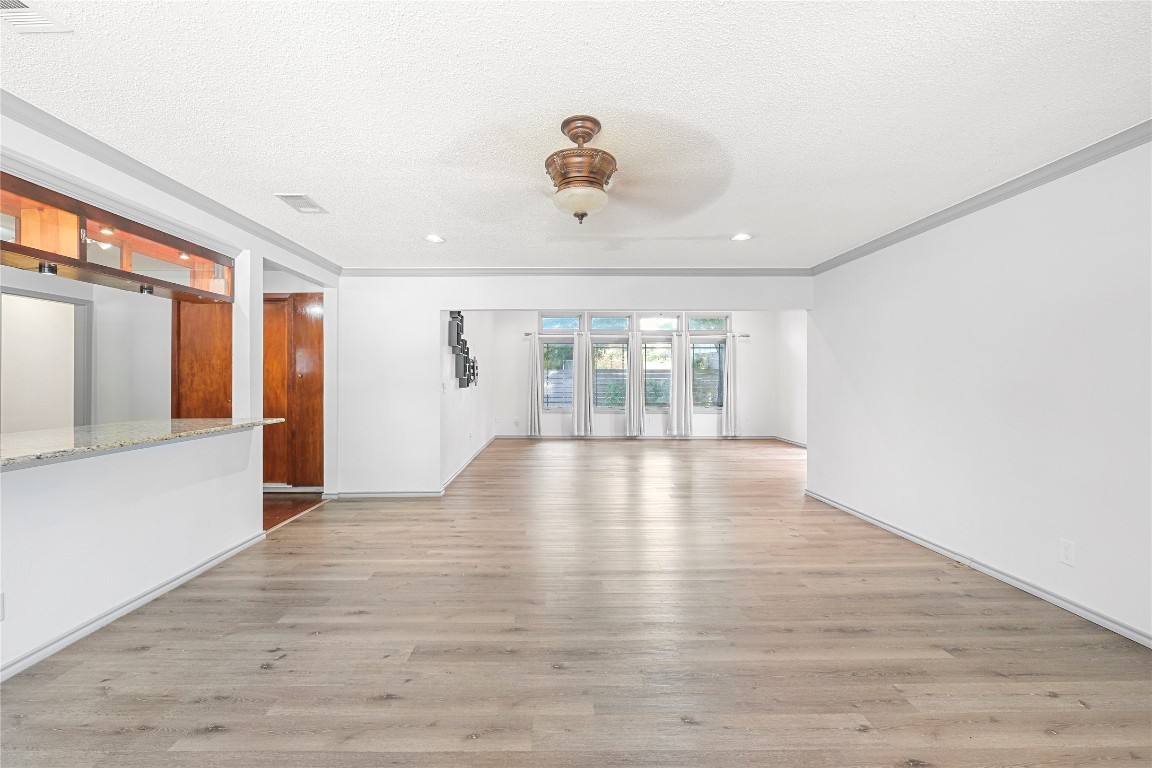 Apartment for rent at 1604 Springdale Rd, Austin, TX 78721