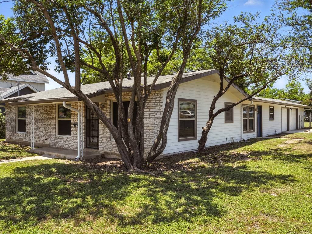 Apartment for rent at 1604 Springdale Rd, Austin, TX 78721