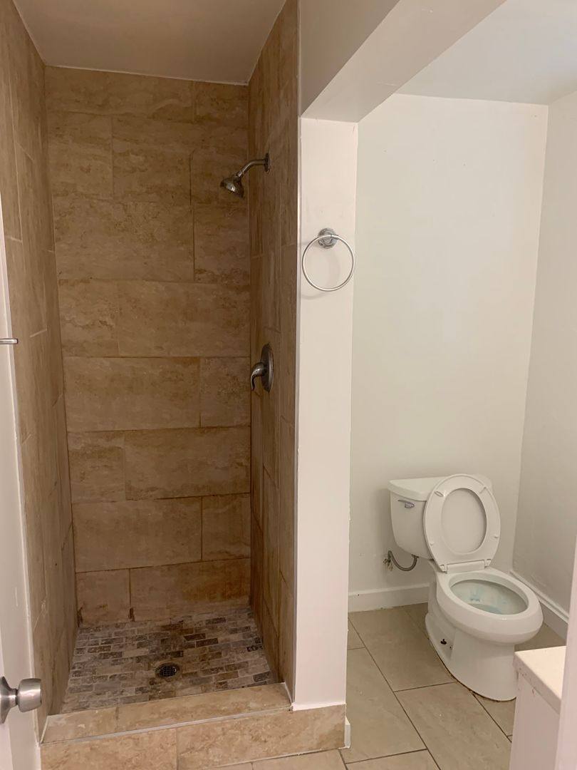 Apartment for rent at 124 Chester Ave, Bakersfield, CA 93301