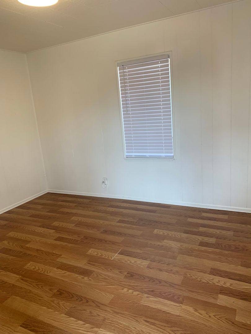 Apartment for rent at 124 Chester Ave, Bakersfield, CA 93301