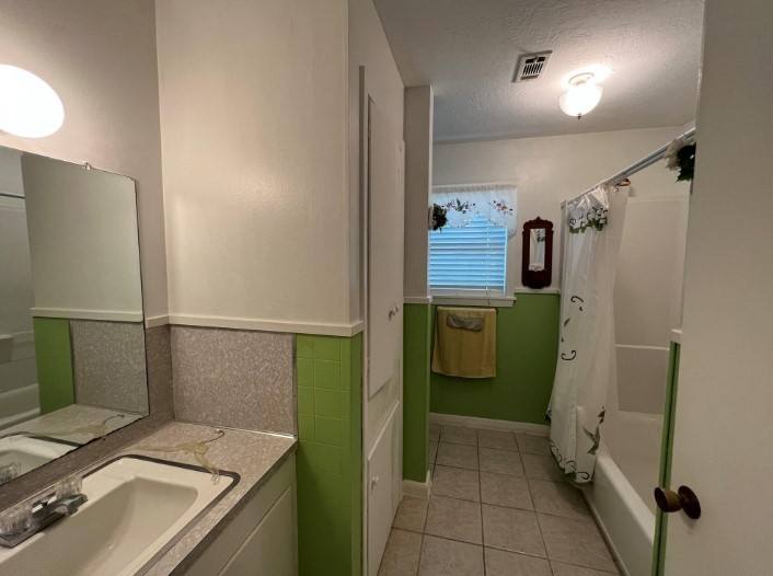 Apartment for rent at 566 Schmidt Rd #566, Sealy, TX 77474