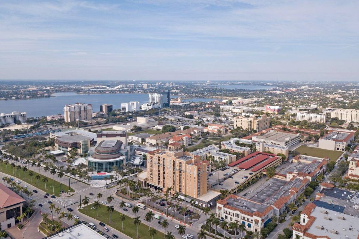 Apartment for rent at 651 Okeechobee Blvd #1108, West Palm Beach, FL 33401
